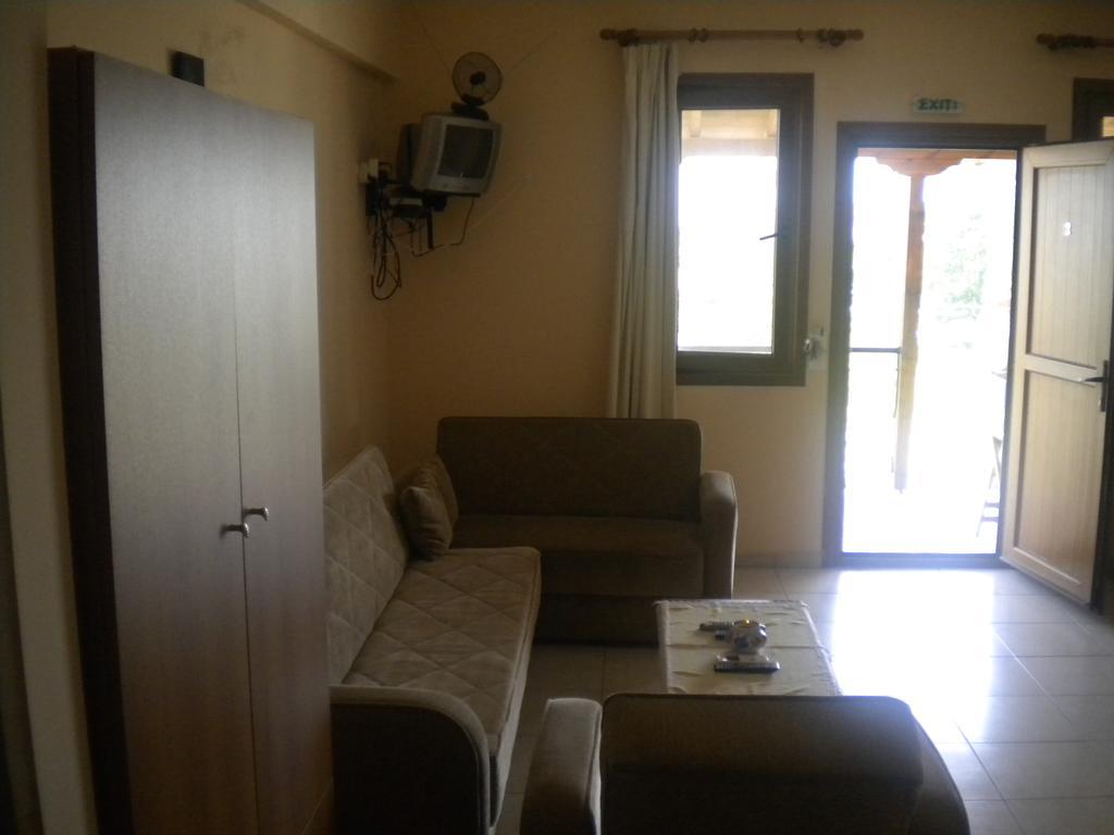 Porto Lagos Rooms 部屋 写真