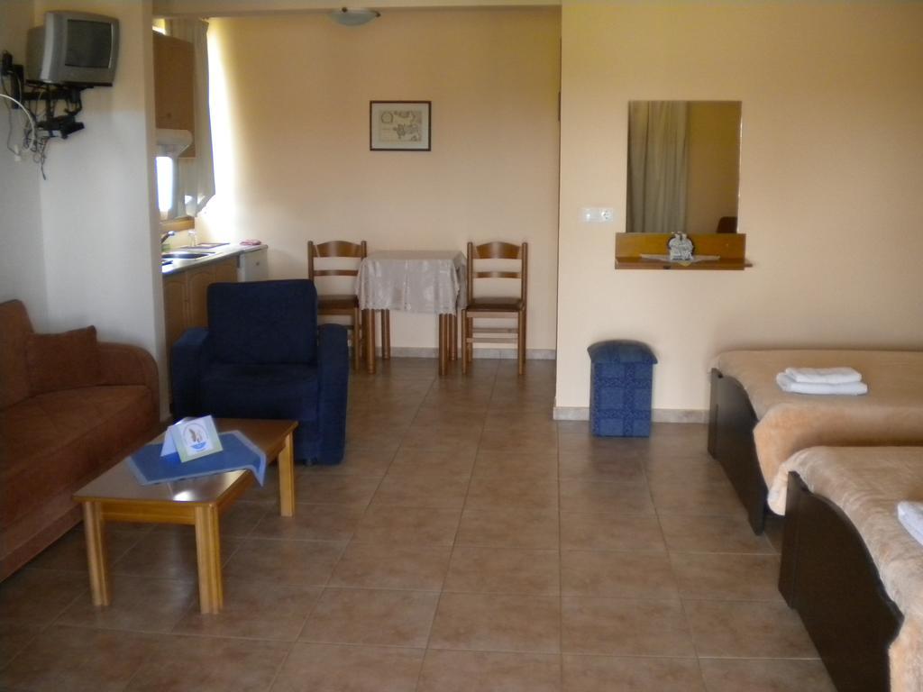 Porto Lagos Rooms 部屋 写真