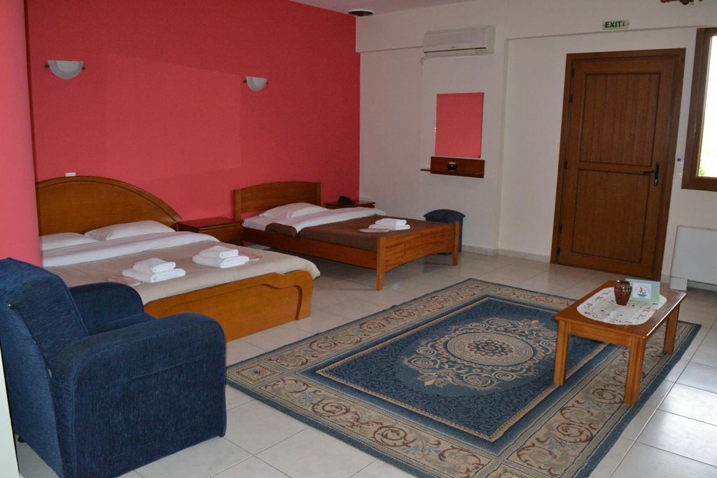 Porto Lagos Rooms エクステリア 写真